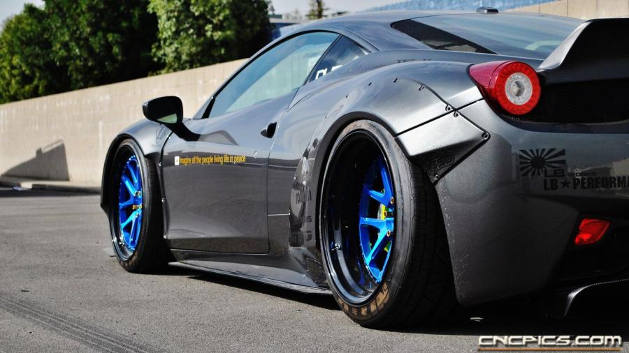  Ferrari 458 Italia by LB Walk Performance 2014 года  (фото 17 из 25)